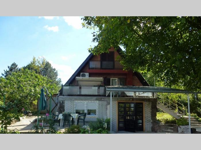 vikend kuća sa pogledom na dunav i bazenom besplatni mali oglasi