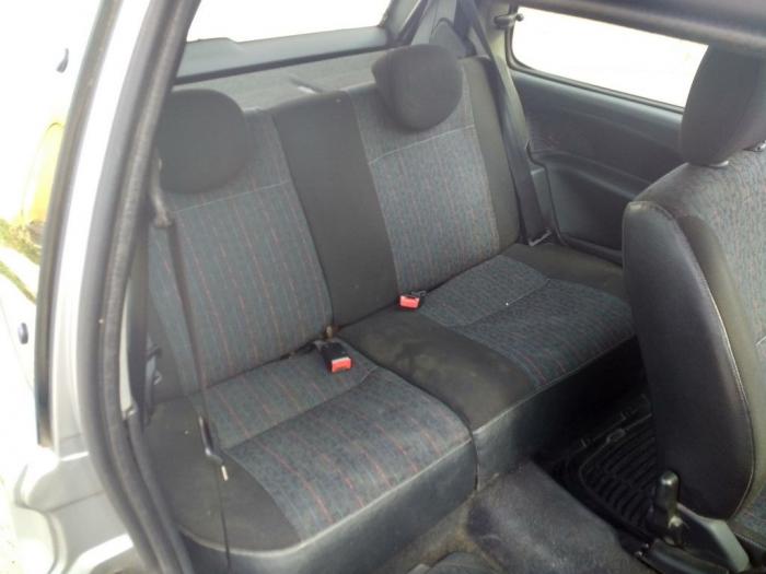 citroen saxo 1 1 besplatni mali oglasi