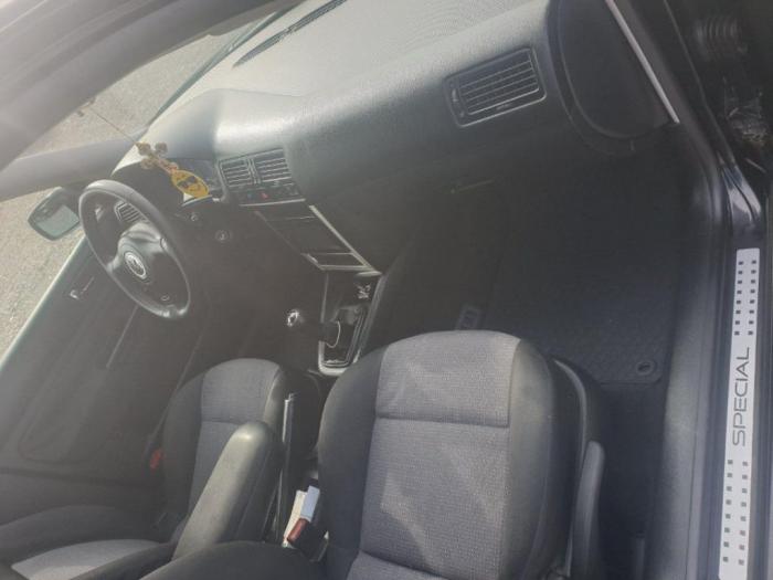 volkswagen bora 1,9 tdi 2002  besplatni mali oglasi