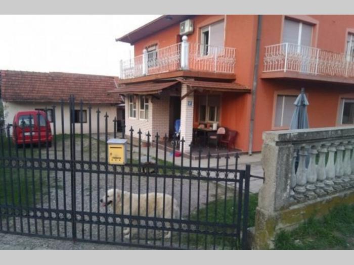 kuće u valandovskoj, lazarevac besplatni mali oglasi