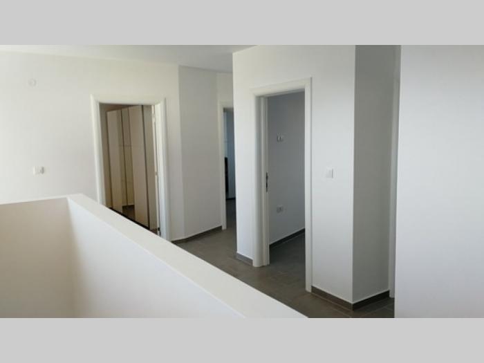 nova, lux moderna kuća 261 m2 letnjikovac 27 m2 garaža 56 m2, na placu 730 m2 besplatni mali oglasi