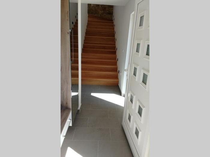 nova, lux moderna kuća 261 m2 letnjikovac 27 m2 garaža 56 m2, na placu 730 m2 besplatni mali oglasi