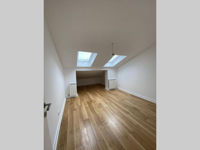 lux duplex stan na lekinom brdu besplatni mali oglasi