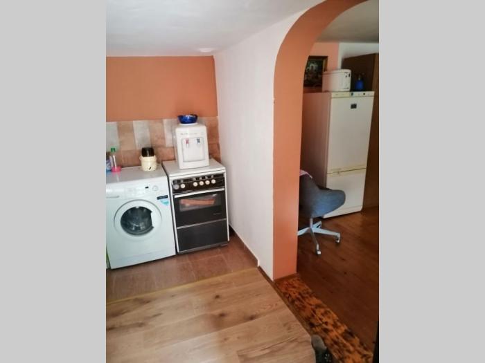 dve kuće u bariču, 100m2 i 40m2 besplatni mali oglasi