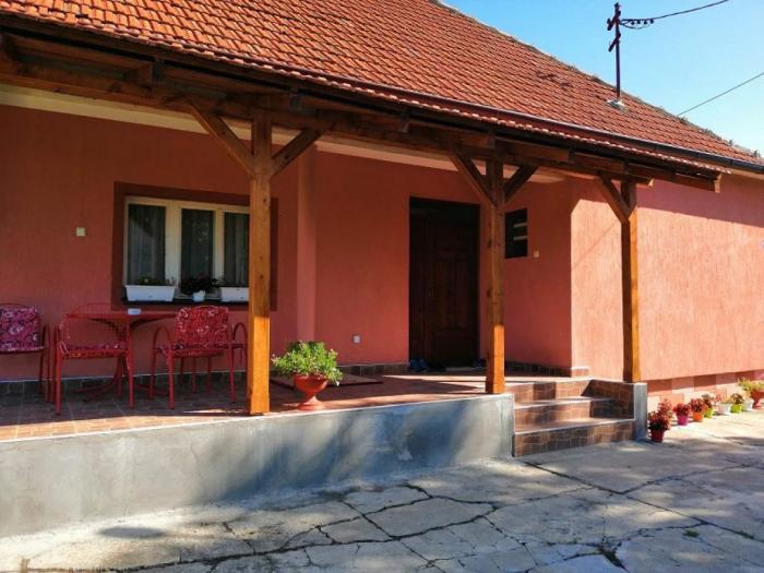 dve kuće u bariču, 100m2 i 40m2 besplatni mali oglasi