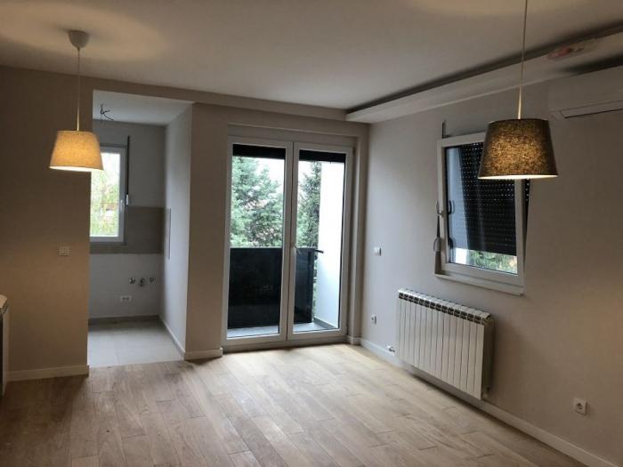 prodaja lux stana u novogradnji vlasnik besplatni mali oglasi