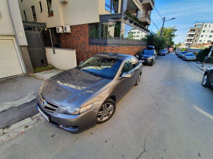 honda accord sport 2 2d besplatni mali oglasi