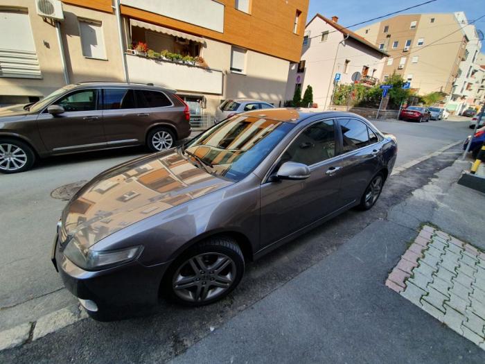 honda accord sport 2 2d besplatni mali oglasi