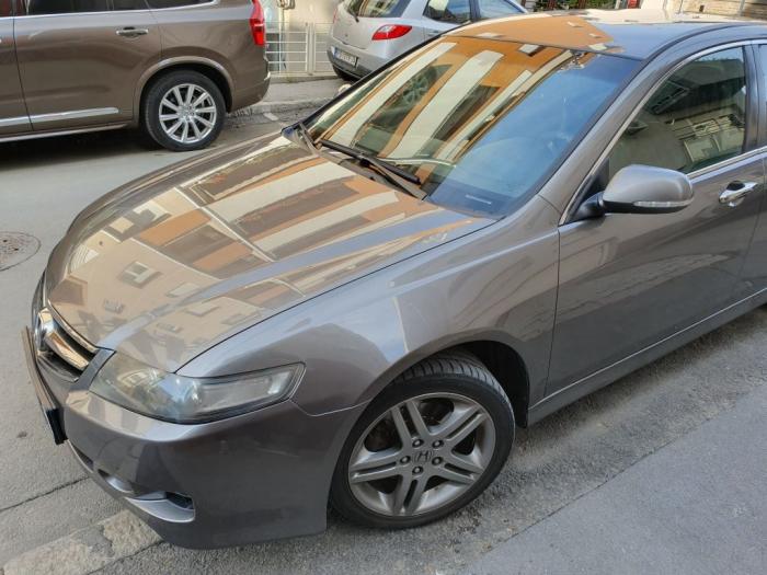 honda accord sport 2 2d besplatni mali oglasi