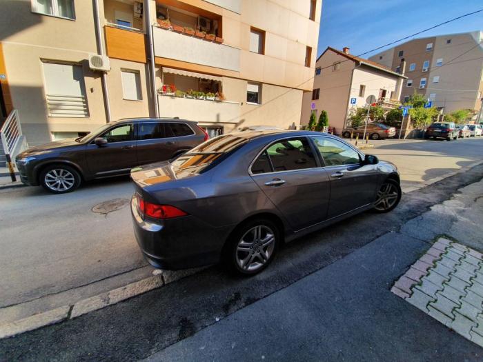 honda accord sport 2 2d besplatni mali oglasi