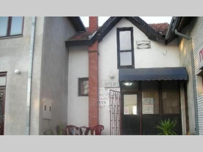 lokal 64m2 lazarevac besplatni mali oglasi