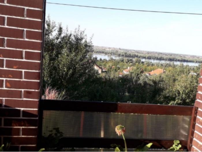prodaja kuće u mirnom delu čerevića besplatni mali oglasi