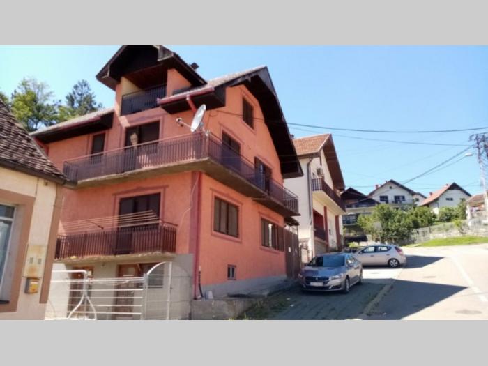 kuća u centru ljubovije besplatni mali oglasi