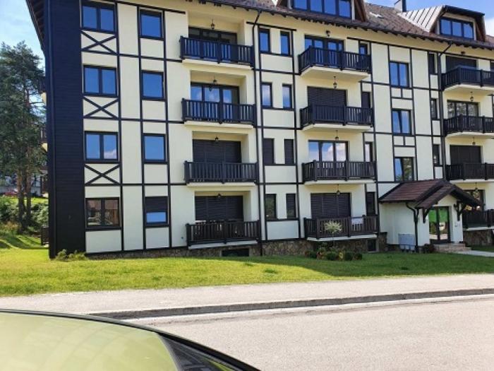 prodaja apartmana zlatibor lux besplatni mali oglasi
