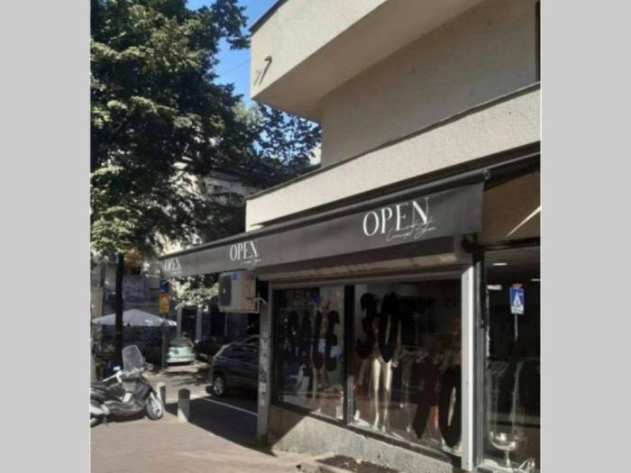 hitno prodajem tendu staru 2 meseca besplatni mali oglasi