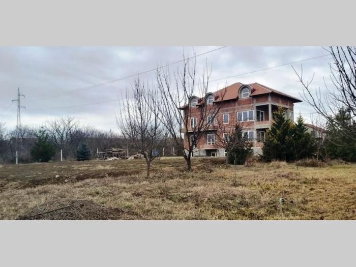 izdavanje poslovne zgrade surčin cara dušana besplatni mali oglasi