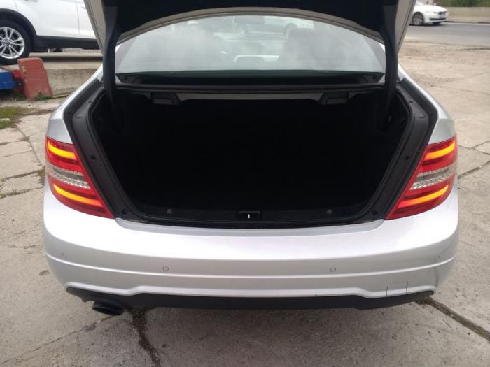 mercedes benz c 180 1 8iamg besplatni mali oglasi