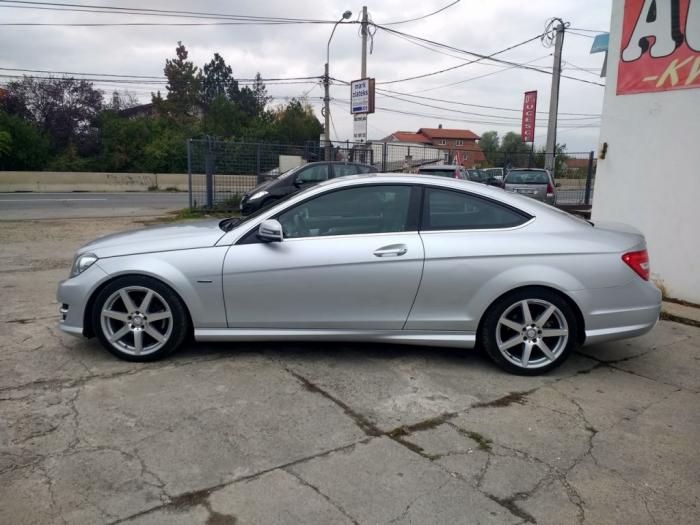 mercedes benz c 180 1 8iamg besplatni mali oglasi