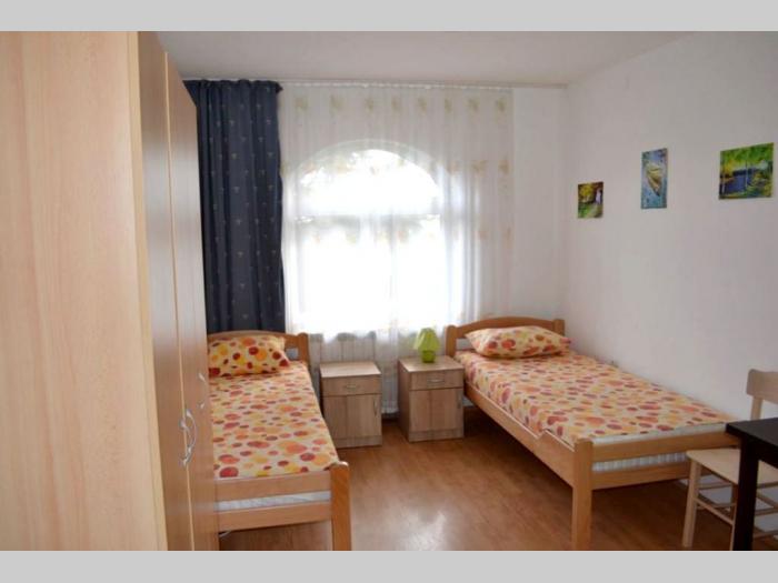 dom za stare rakovica besplatni mali oglasi