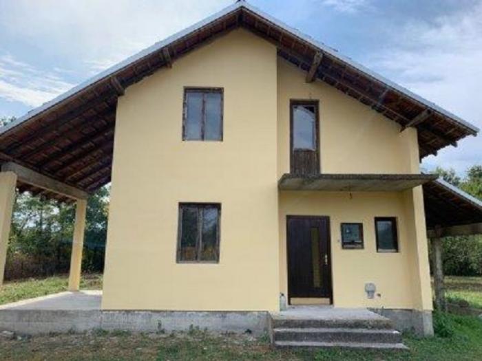 prodajem kuću u kraljevu (donja ratina) besplatni mali oglasi