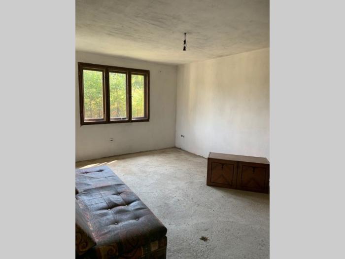 prodajem kuću u kraljevu (donja ratina) besplatni mali oglasi