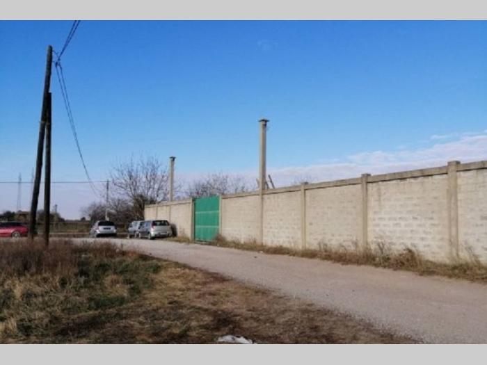 plac betoniran i ograđen besplatni mali oglasi