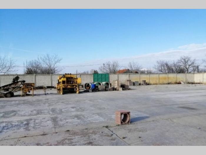 plac betoniran i ograđen besplatni mali oglasi