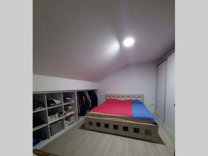 luks stan barajevo naselje gaj besplatni mali oglasi