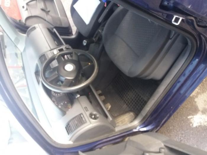 volkswagen polo vw 1 2 12v besplatni mali oglasi