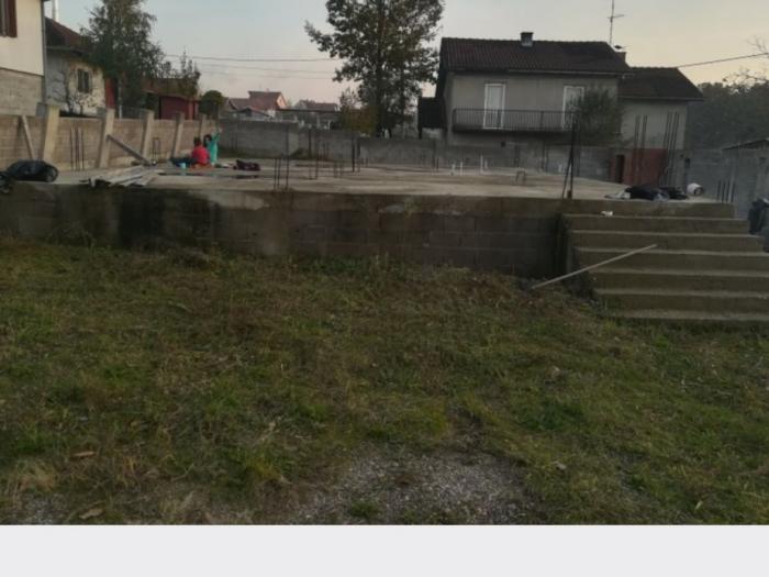 prodajem plac u lazarevcu besplatni mali oglasi