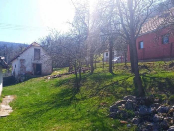 prodajem seosko domaćinstvo besplatni mali oglasi