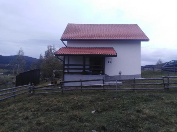 vikendica na zlataru besplatni mali oglasi