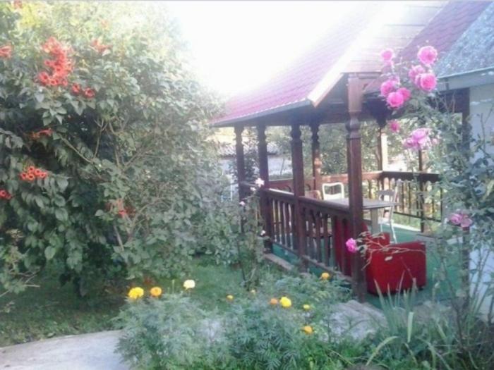 kuća i letnjikovac na fruškoj gori besplatni mali oglasi