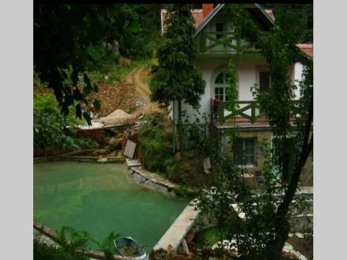 kuća sa imanjem u selu ba ljig besplatni mali oglasi