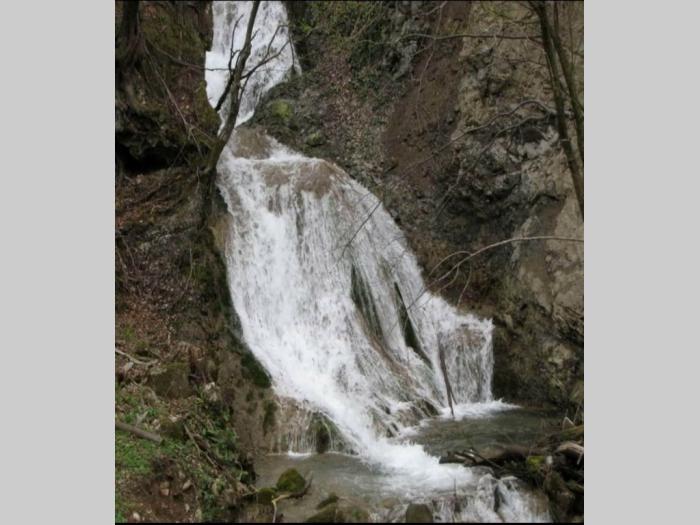 kuća sa imanjem u selu ba ljig besplatni mali oglasi