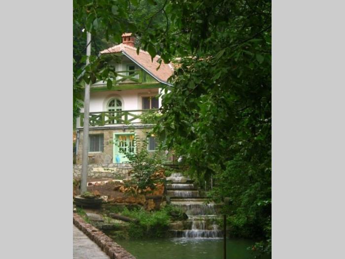 kuća sa imanjem u selu ba ljig besplatni mali oglasi