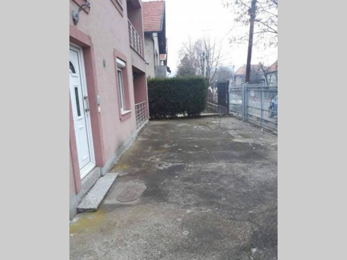 kuća 380m2 leskovac besplatni mali oglasi