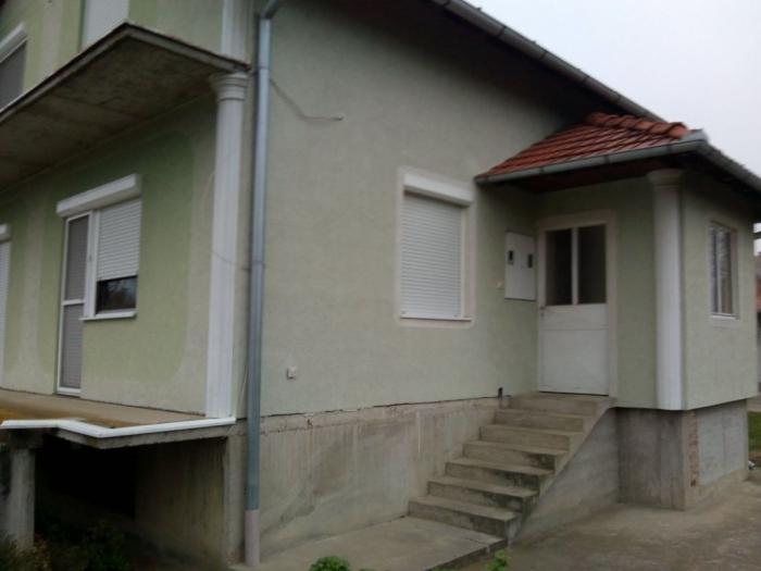 prodajem kuću u surduku besplatni mali oglasi
