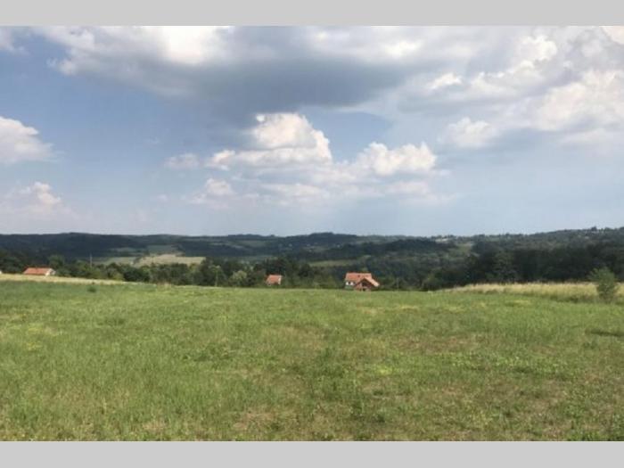 plac na prodaju 2ha besplatni mali oglasi