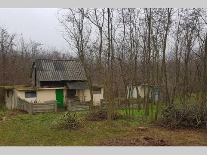vikendica, pomoćni objekti, plac besplatni mali oglasi