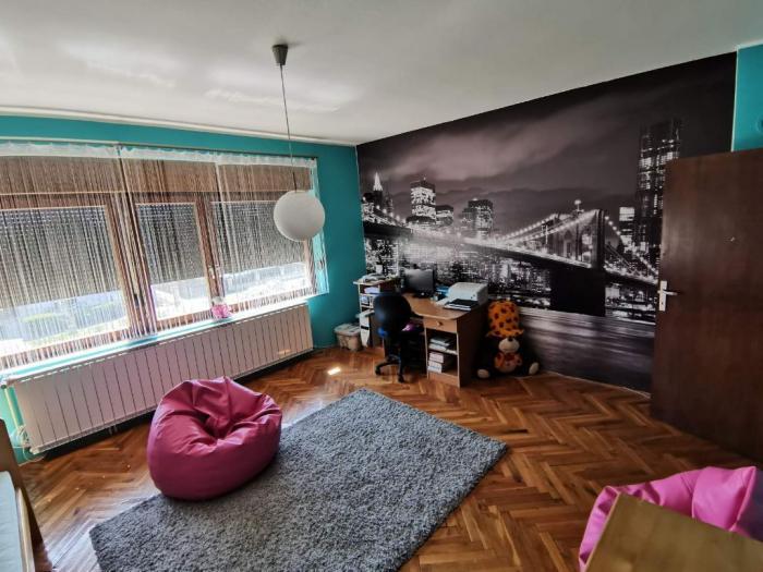 kuća na sprat apatin besplatni mali oglasi