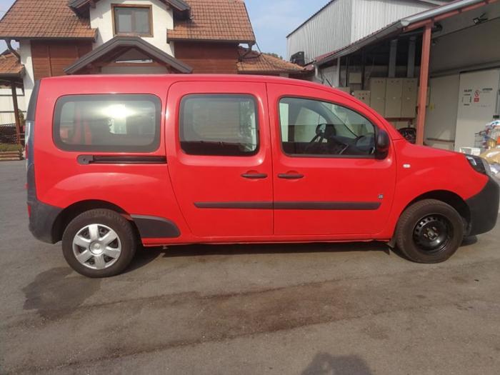 renault kangoo maxi z e 2015 godište elektricno vozilo besplatni mali oglasi