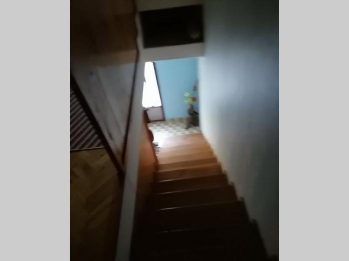 kuća kod bazena besplatni mali oglasi