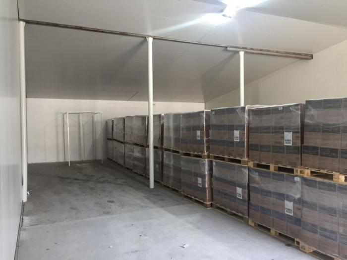 izdajem magacin u rakovici, 180m2 besplatni mali oglasi