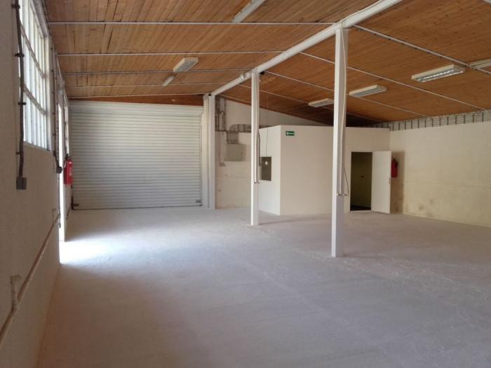 izdajem magacin u rakovici od 170m2 besplatni mali oglasi