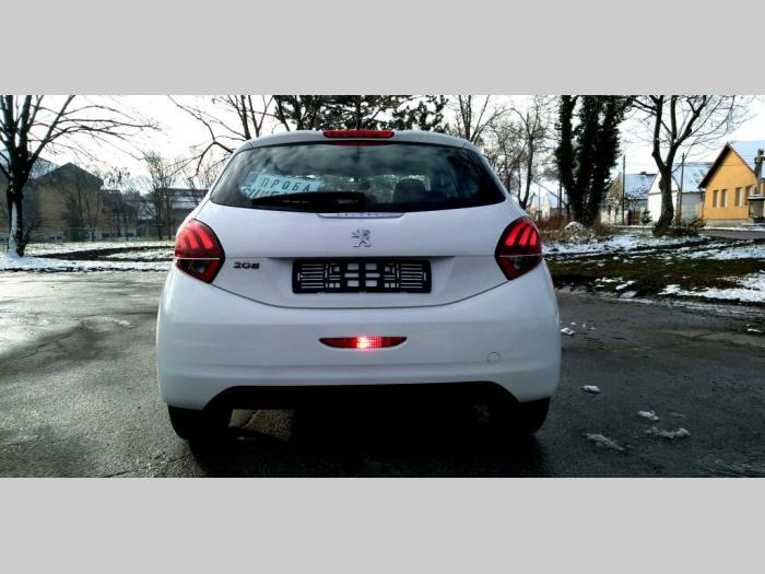 peugeot 208 1 6 blue hdi led gps 100ks 2017 besplatni mali oglasi