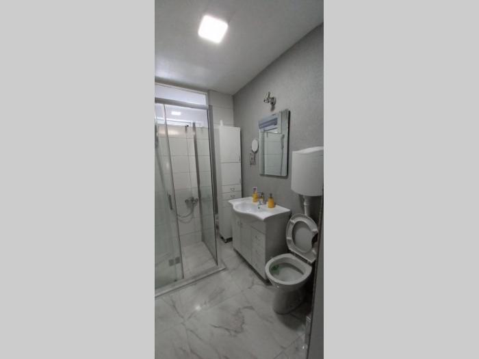 pola kuće ili cela besplatni mali oglasi