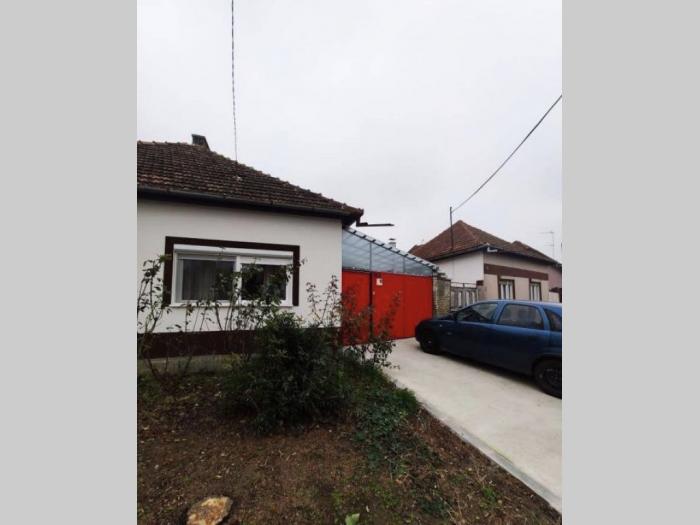 prodajem kuću u senti besplatni mali oglasi
