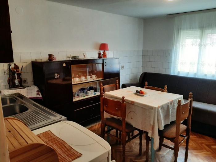 prodajem kuću u raški besplatni mali oglasi