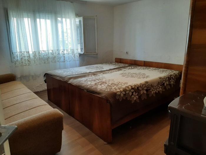 prodajem kuću u raški besplatni mali oglasi